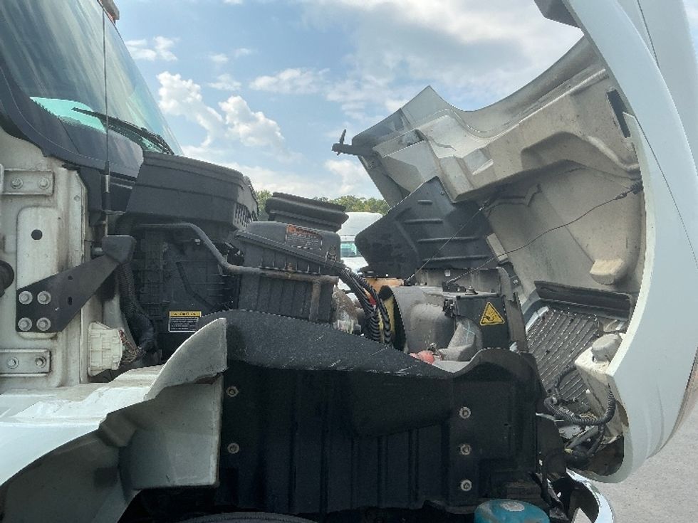 Refrigerated Truck-Light and Medium Duty Trucks-International-2020-MV607-Wilkes Barre-PA-242,518\n\t\tmiles-$ 29,500 - Image 18