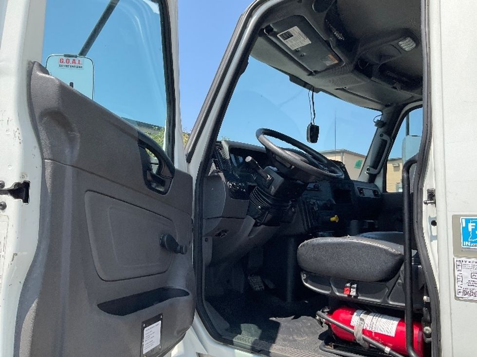 Refrigerated Truck-Light and Medium Duty Trucks-International-2020-MV607-Wilkes Barre-PA-319,149\n\t\tmiles-$ 21,750 - Image 16