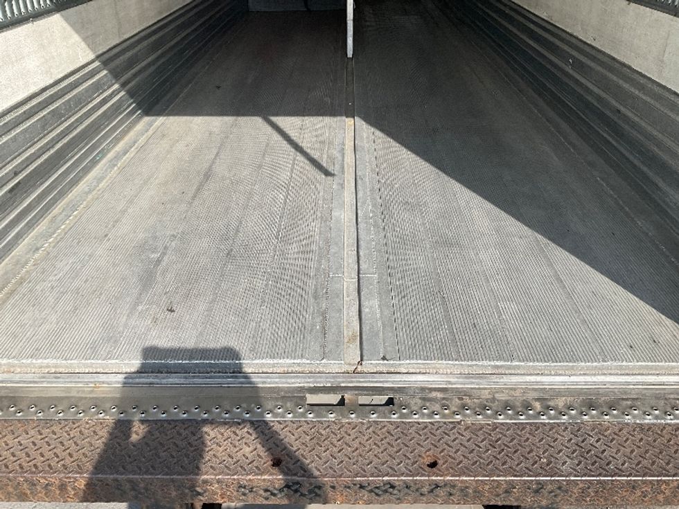 Refrigerated Truck-Light and Medium Duty Trucks-International-2020-MV607-Wilkes Barre-PA-327,533\n\t\tmiles-$ 22,000 - Image 10