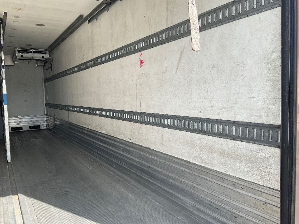 Refrigerated Truck-Light and Medium Duty Trucks-International-2020-MV607-Wilkes Barre-PA-327,533\n\t\tmiles-$ 22,000 - Image 12