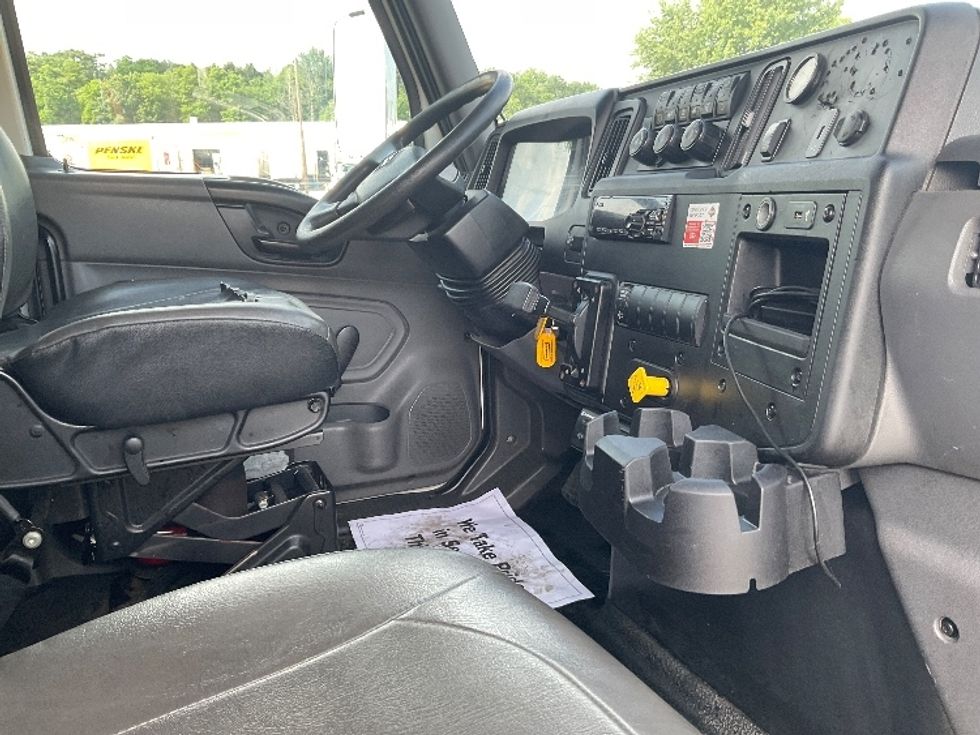 Refrigerated Truck-Light and Medium Duty Trucks-International-2020-MV607-Wilkes Barre-PA-327,533\n\t\tmiles-$ 22,000 - Image 22