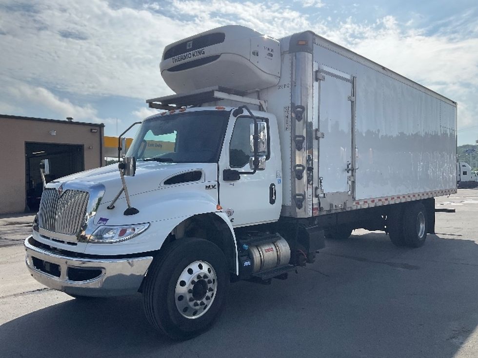 Refrigerated Truck-Light and Medium Duty Trucks-International-2020-MV607-Wilkes Barre-PA-327,533\n\t\tmiles-$ 22,000 - Image 3