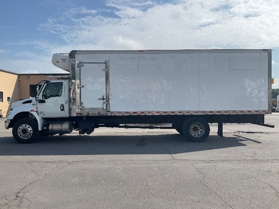 Refrigerated Truck-Light and Medium Duty Trucks-International-2020-MV607-Wilkes Barre-PA-327,533\n\t\tmiles-$ 22,000 - Image 4