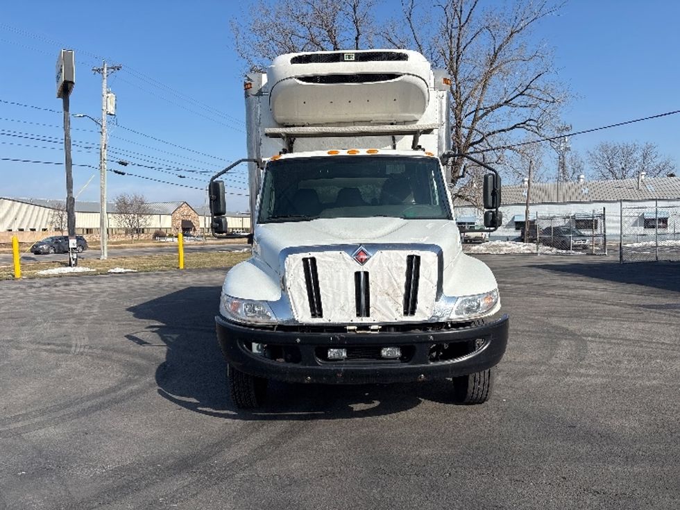 Refrigerated Truck-Light and Medium Duty Trucks-International-2020-MV607LP-Middlefield-OH-174,063\n\t\tmiles-$ 43,250 - Image 2