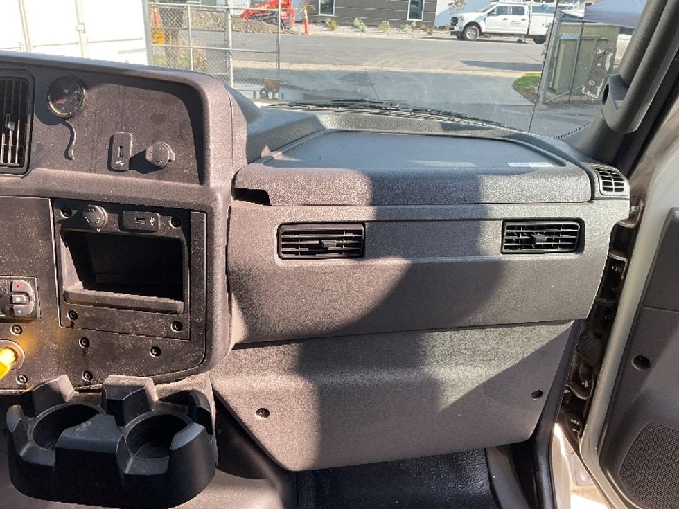 Refrigerated Truck-Light and Medium Duty Trucks-International-2020-MV607LP-West Valley City-UT-69,561\n\t\tmiles-$ 60,500 - Image 21