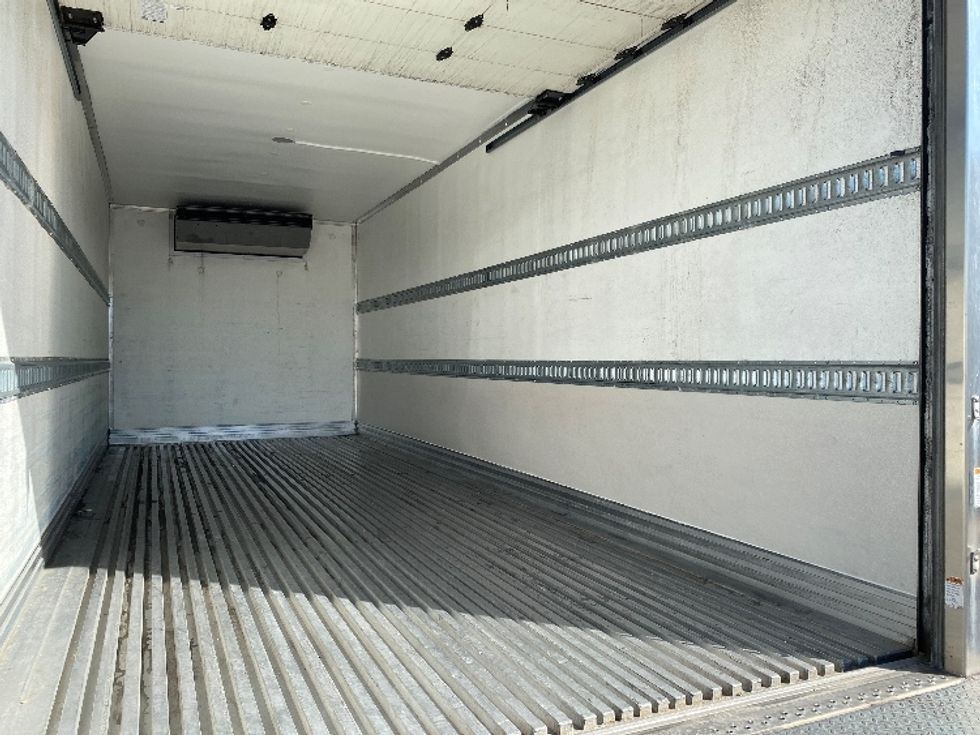 Refrigerated Truck-Light and Medium Duty Trucks-International-2020-MV607LP-West Valley City-UT-70,080\n\t\tmiles-$ 63,250 - Image 12