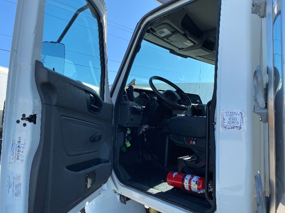 Refrigerated Truck-Light and Medium Duty Trucks-International-2020-MV607LP-West Valley City-UT-70,080\n\t\tmiles-$ 63,250 - Image 16