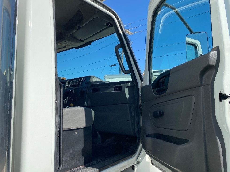 Refrigerated Truck-Light and Medium Duty Trucks-International-2020-MV607LP-West Valley City-UT-70,080\n\t\tmiles-$ 63,250 - Image 20