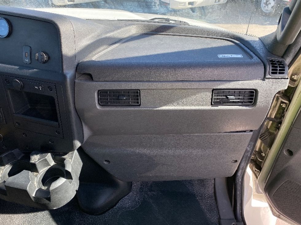 Refrigerated Truck-Light and Medium Duty Trucks-International-2020-MV607LP-West Valley City-UT-70,080\n\t\tmiles-$ 63,250 - Image 21