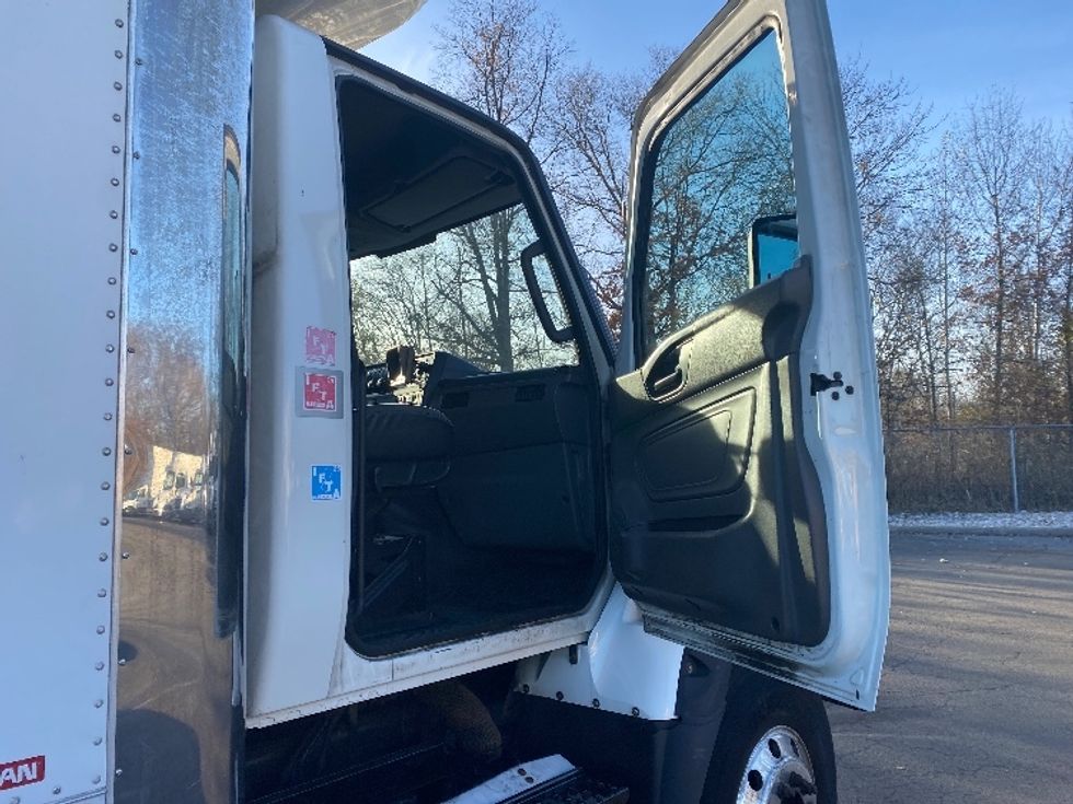 Refrigerated Truck-Light and Medium Duty Trucks-International-2021-HV613-Parsippany-NJ-256,986\n\t\tmiles-$ 84,000 - Image 19