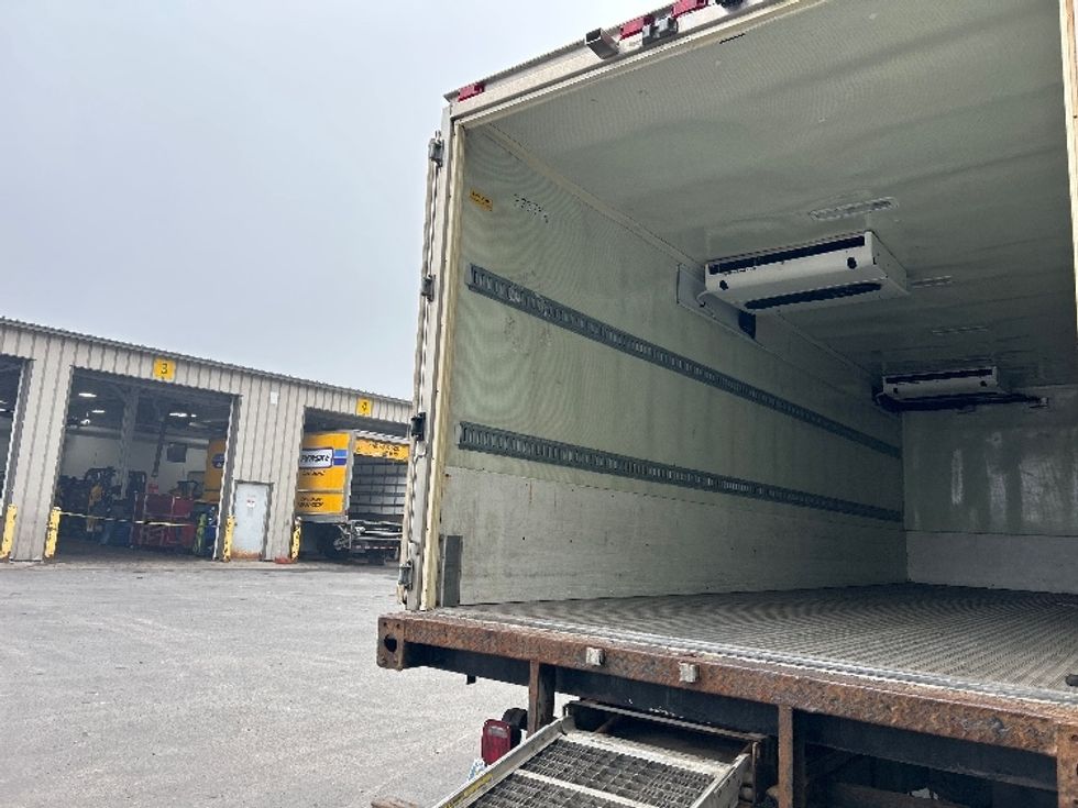 Refrigerated Truck-Light and Medium Duty Trucks-International-2021-MV607-Albany-NY-215,200\n\t\tmiles-$ 37,500 - Image 11