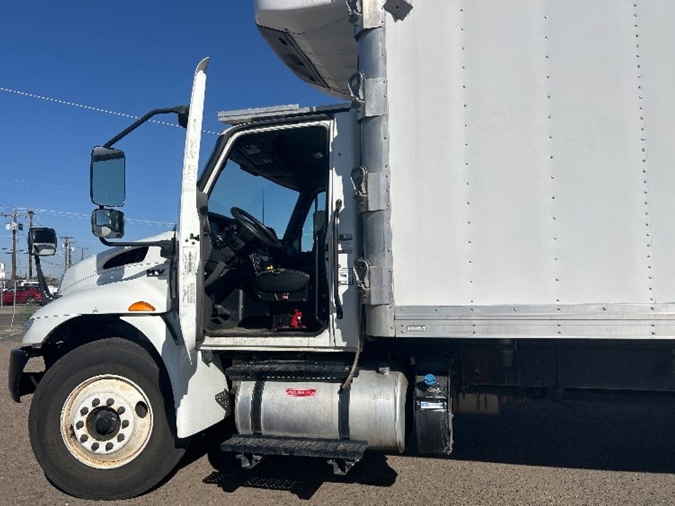 Refrigerated Truck-Light and Medium Duty Trucks-International-2021-MV607-Albuquerque-NM-240,271\n\t\tmiles-$ 42,000 - Image 16