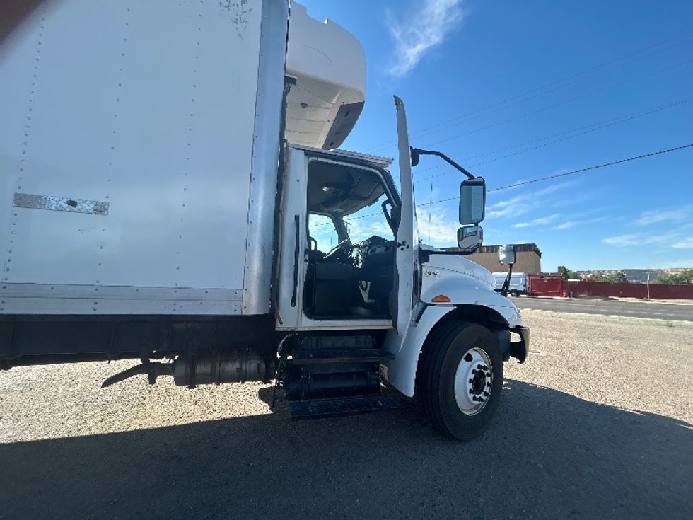 Refrigerated Truck-Light and Medium Duty Trucks-International-2021-MV607-Albuquerque-NM-240,271\n\t\tmiles-$ 42,000 - Image 20