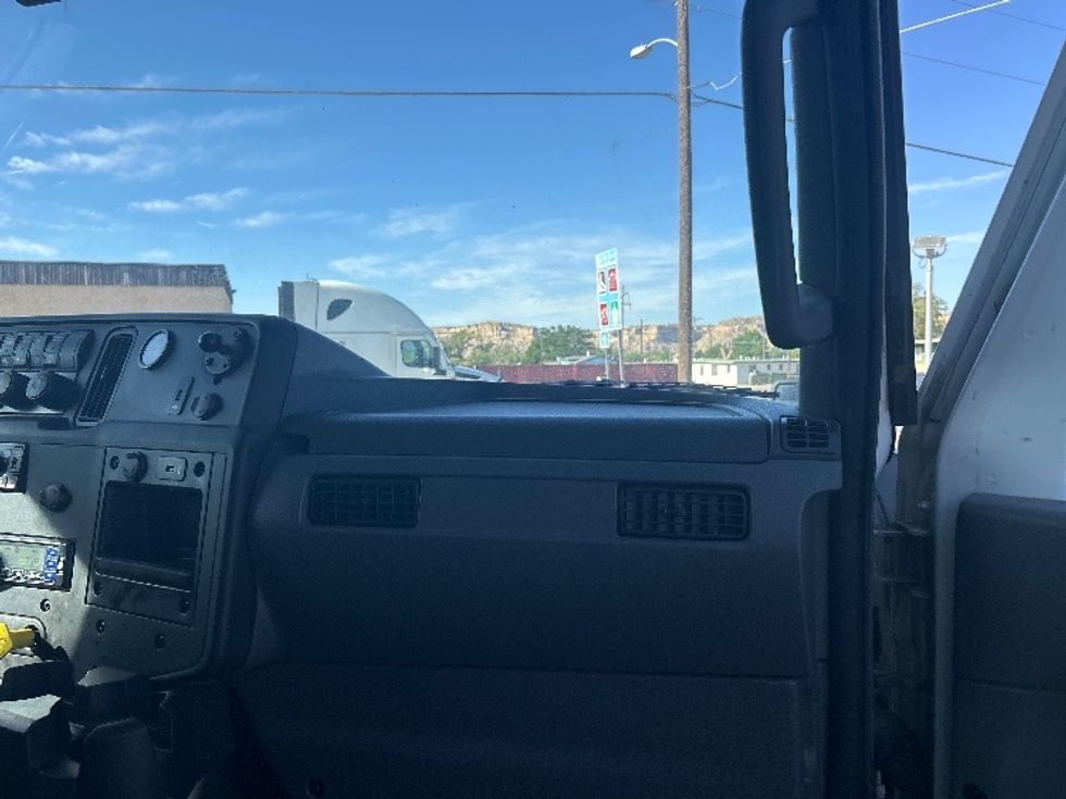Refrigerated Truck-Light and Medium Duty Trucks-International-2021-MV607-Albuquerque-NM-240,271\n\t\tmiles-$ 42,000 - Image 21