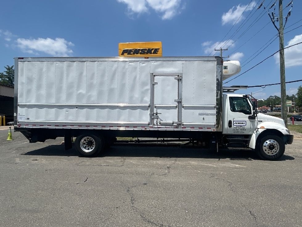 Refrigerated Truck-Light and Medium Duty Trucks-International-2021-MV607-Alexandria-VA-197,275\n\t\tmiles-$ 61,000 - Image 15
