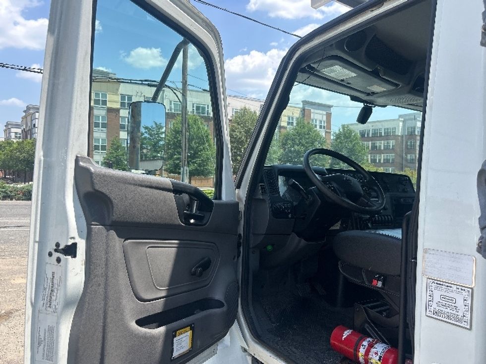 Refrigerated Truck-Light and Medium Duty Trucks-International-2021-MV607-Alexandria-VA-197,275\n\t\tmiles-$ 61,000 - Image 16