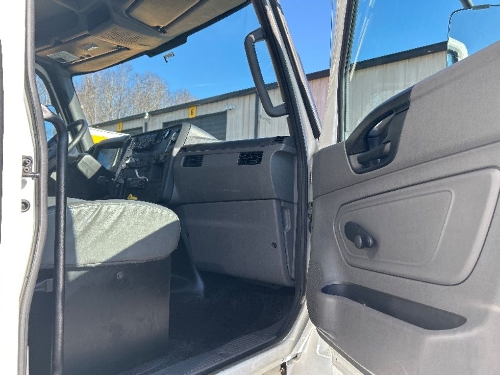 Refrigerated Truck-Light and Medium Duty Trucks-International-2021-MV607-Anderson-SC-217,196\n\t\tmiles-$ 45,500 - Image 19