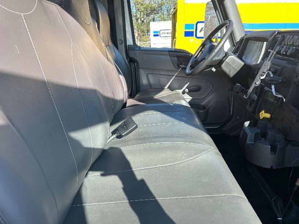 Refrigerated Truck-Light and Medium Duty Trucks-International-2021-MV607-Anderson-SC-217,196\n\t\tmiles-$ 45,500 - Image 21