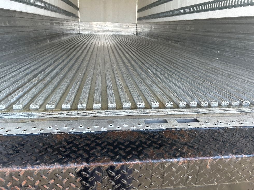 Refrigerated Truck-Light and Medium Duty Trucks-International-2021-MV607-Anderson-SC-217,196\n\t\tmiles-$ 45,500 - Image 9