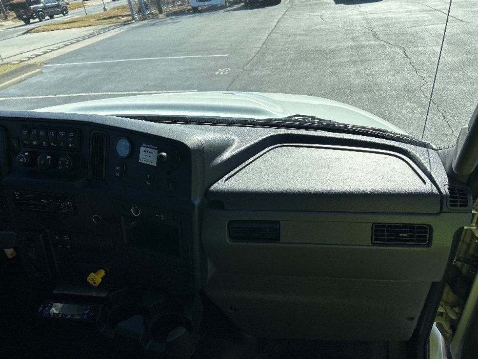 Refrigerated Truck-Light and Medium Duty Trucks-International-2021-MV607-Atlanta (Forest Park)-GA-217,929\n\t\tmiles-$ 61,500 - Image 21