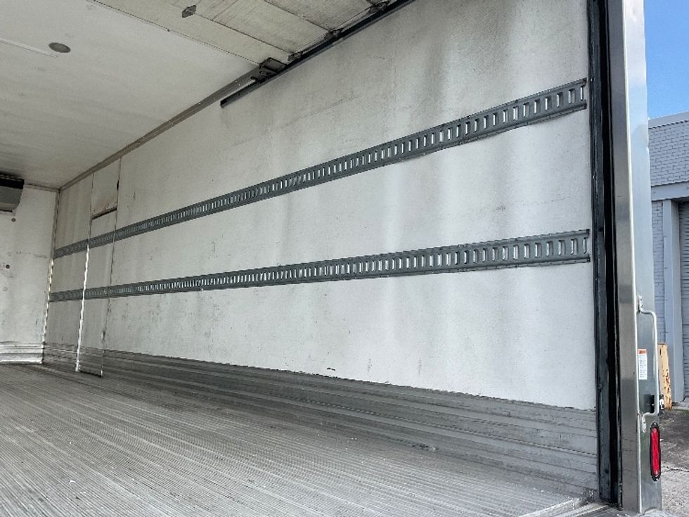 Refrigerated Truck-Light and Medium Duty Trucks-International-2021-MV607-Birmingham-AL-209,519\n\t\tmiles-$ 62,750 - Image 12