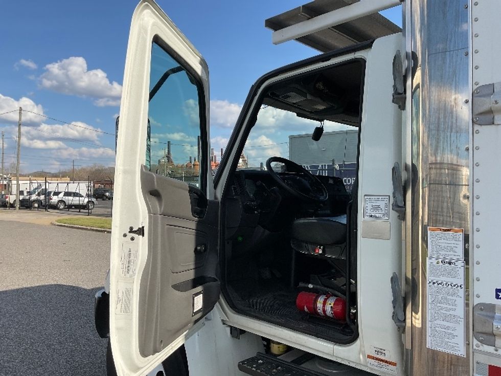 Refrigerated Truck-Light and Medium Duty Trucks-International-2021-MV607-Birmingham-AL-209,519\n\t\tmiles-$ 62,750 - Image 16