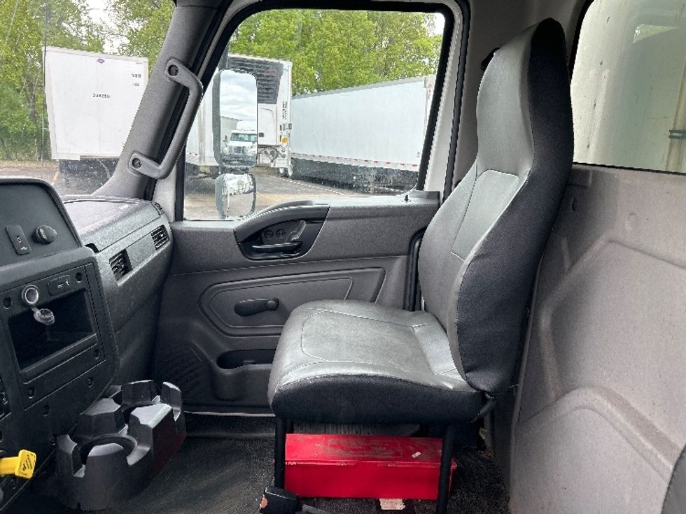 Refrigerated Truck-Light and Medium Duty Trucks-International-2021-MV607-Brooklyn Park-MN-324,641\n\t\tmiles-$ 26,250 - Image 19