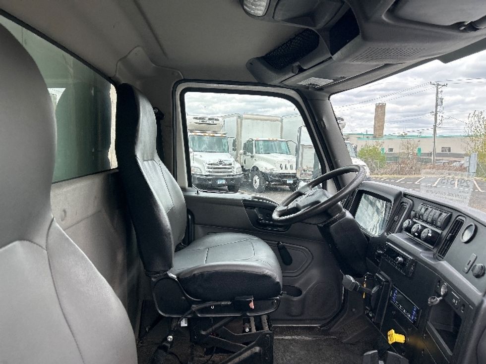 Refrigerated Truck-Light and Medium Duty Trucks-International-2021-MV607-Brooklyn Park-MN-324,641\n\t\tmiles-$ 26,250 - Image 22