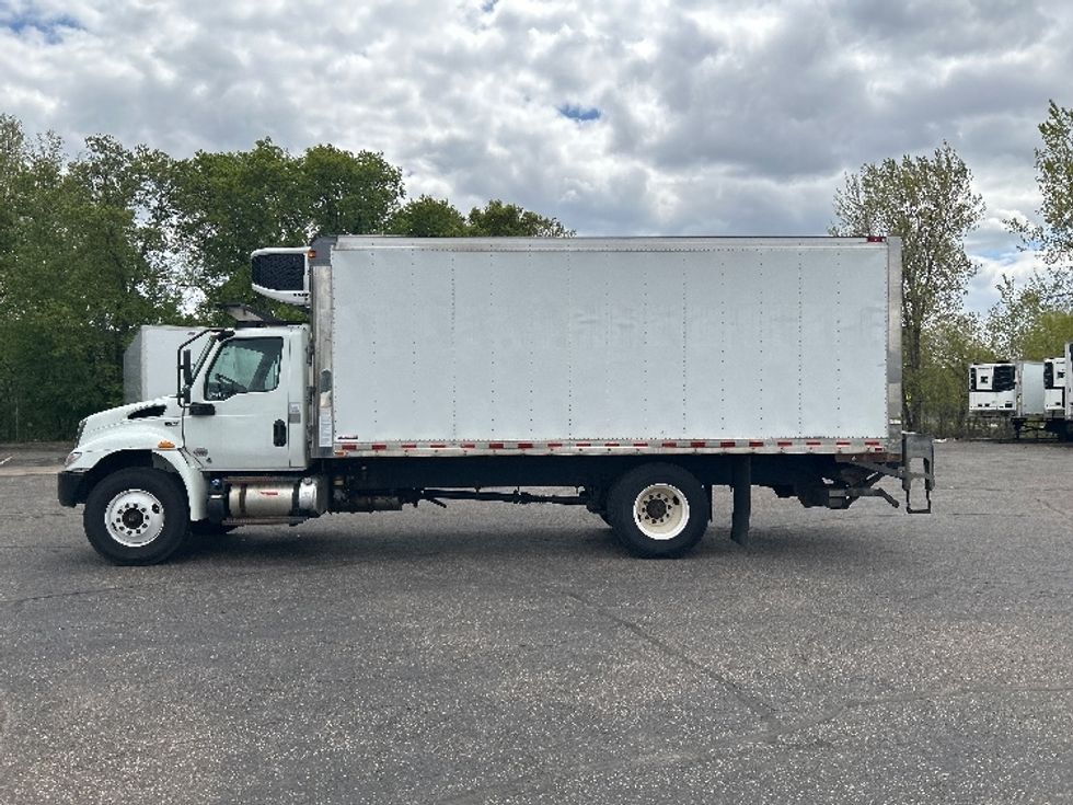 Refrigerated Truck-Light and Medium Duty Trucks-International-2021-MV607-Brooklyn Park-MN-324,641\n\t\tmiles-$ 26,250 - Image 4