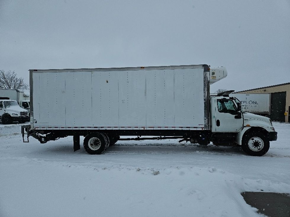Refrigerated Truck-Light and Medium Duty Trucks-International-2021-MV607-Brooklyn Park-MN-81,643\n\t\tmiles-$ 62,500 - Image 15