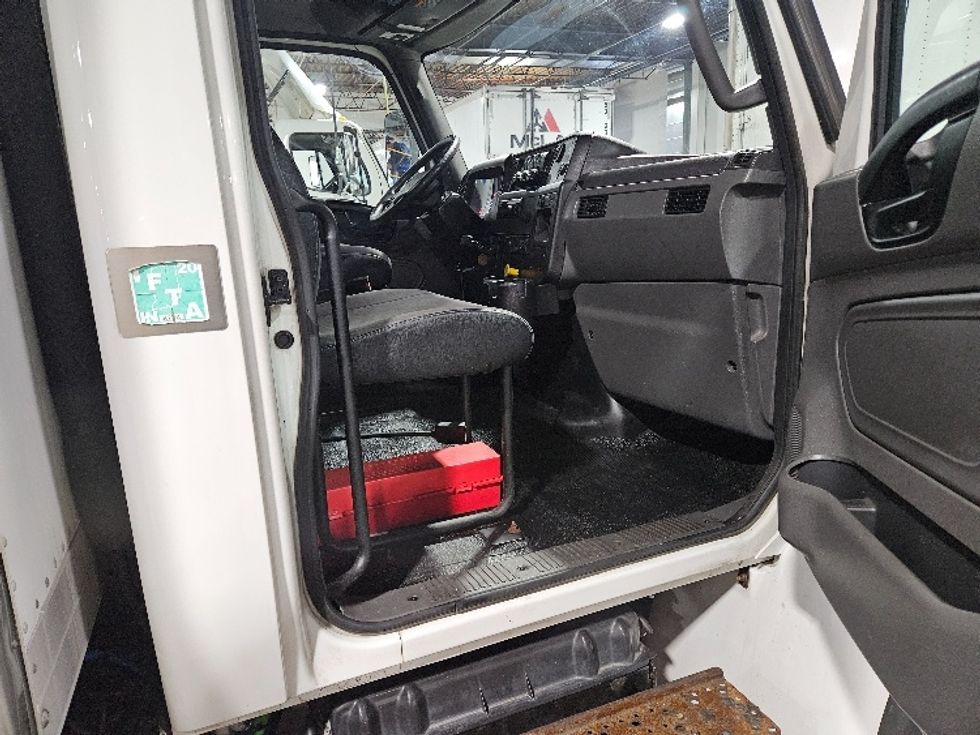 Refrigerated Truck-Light and Medium Duty Trucks-International-2021-MV607-Brooklyn Park-MN-81,643\n\t\tmiles-$ 62,500 - Image 20