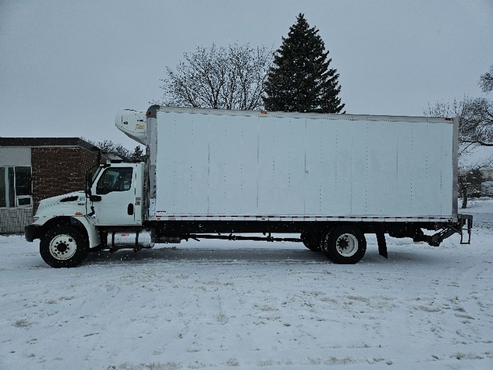 Refrigerated Truck-Light and Medium Duty Trucks-International-2021-MV607-Brooklyn Park-MN-81,643\n\t\tmiles-$ 62,500 - Image 4