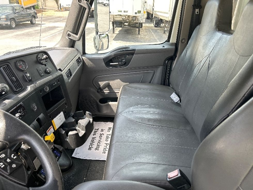 Refrigerated Truck-Light and Medium Duty Trucks-International-2021-MV607-Chesapeake-VA-334,036\n\t\tmiles-$ 38,250 - Image 19