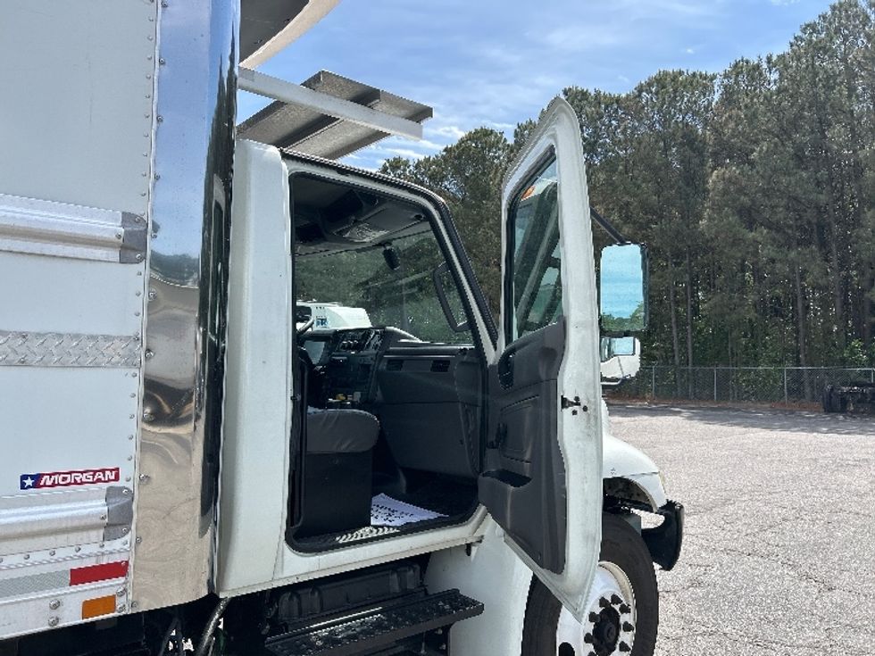 Refrigerated Truck-Light and Medium Duty Trucks-International-2021-MV607-Chesapeake-VA-334,036\n\t\tmiles-$ 38,250 - Image 20