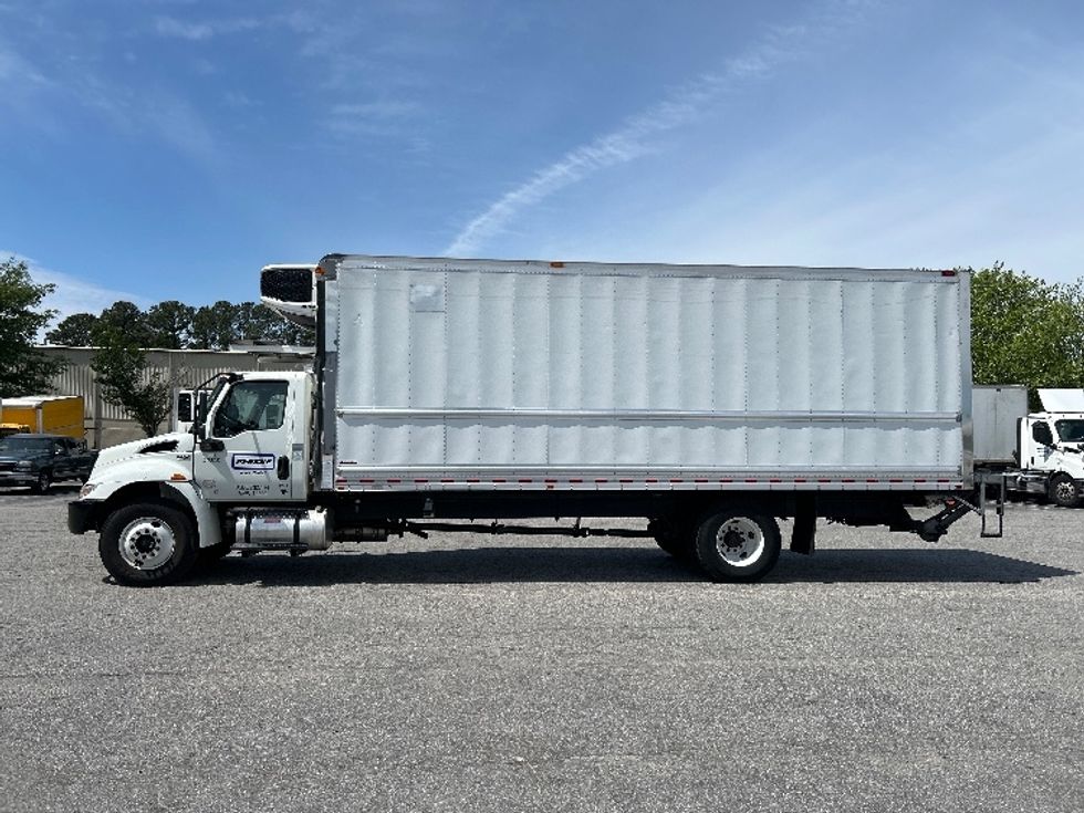 Refrigerated Truck-Light and Medium Duty Trucks-International-2021-MV607-Chesapeake-VA-334,036\n\t\tmiles-$ 38,250 - Image 4