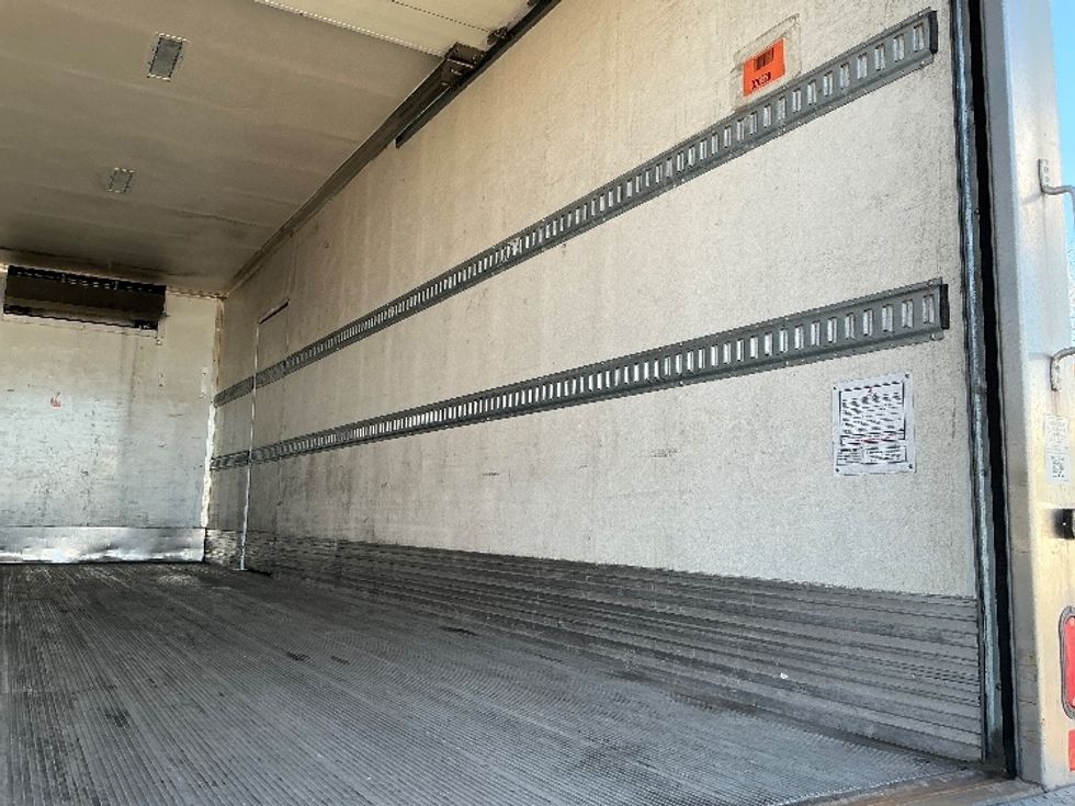 Refrigerated Truck-Light and Medium Duty Trucks-International-2021-MV607-Colorado Springs-CO-106,592\n\t\tmiles-$ 73,000 - Image 12