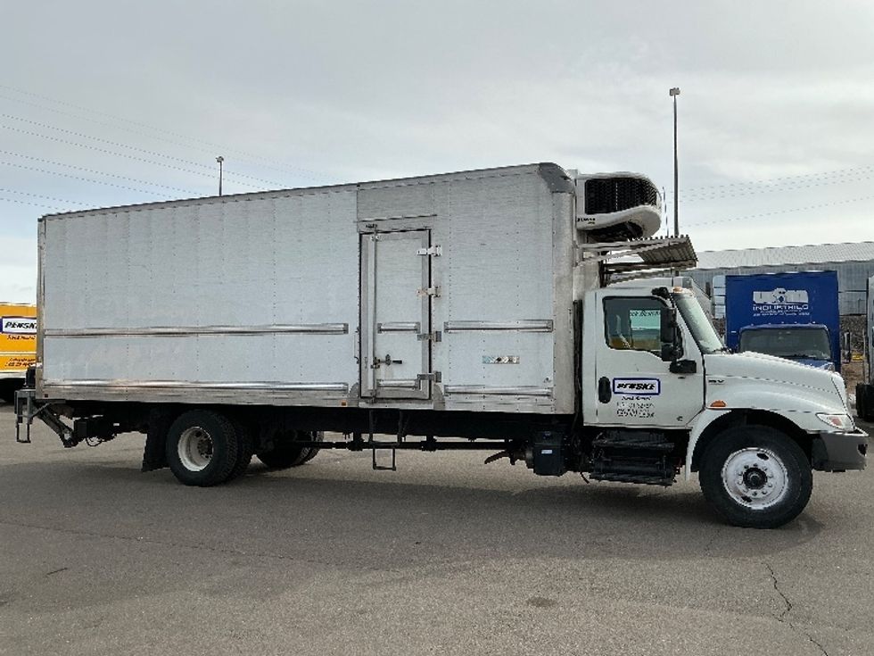Refrigerated Truck-Light and Medium Duty Trucks-International-2021-MV607-Colorado Springs-CO-106,592\n\t\tmiles-$ 73,000 - Image 15