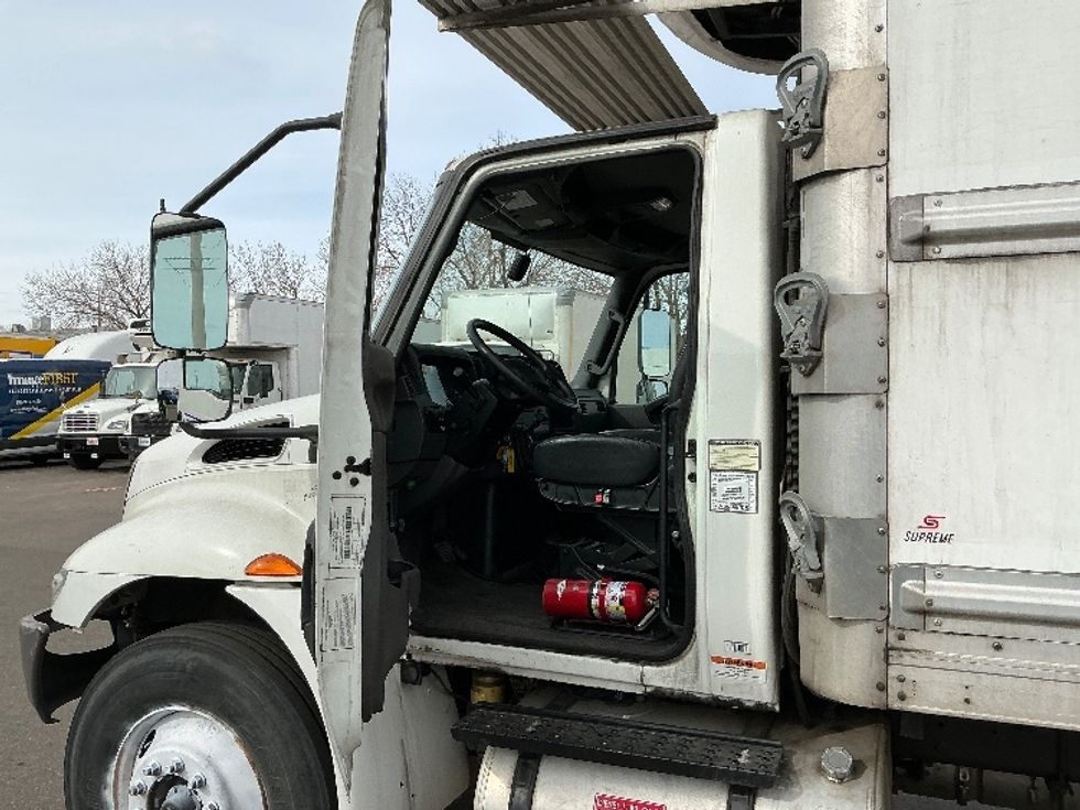 Refrigerated Truck-Light and Medium Duty Trucks-International-2021-MV607-Colorado Springs-CO-106,592\n\t\tmiles-$ 73,000 - Image 16