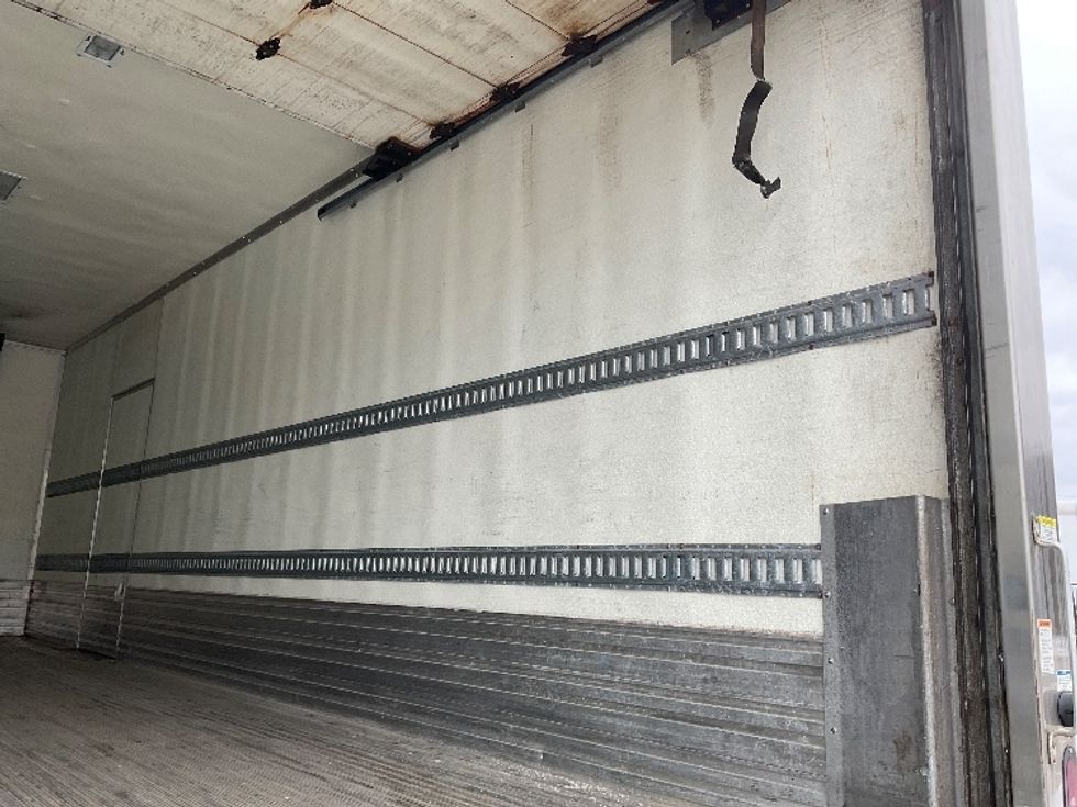 Refrigerated Truck-Light and Medium Duty Trucks-International-2021-MV607-Comstock Park-MI-274,823\n\t\tmiles-$ 49,750 - Image 12