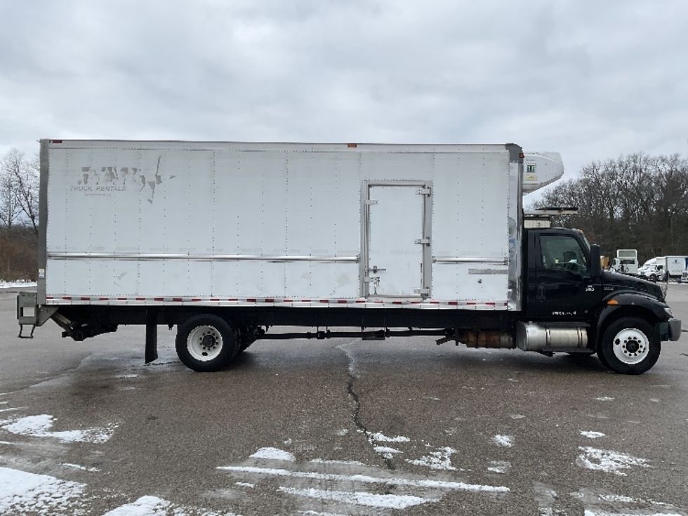 Refrigerated Truck-Light and Medium Duty Trucks-International-2021-MV607-Comstock Park-MI-274,823\n\t\tmiles-$ 49,750 - Image 15