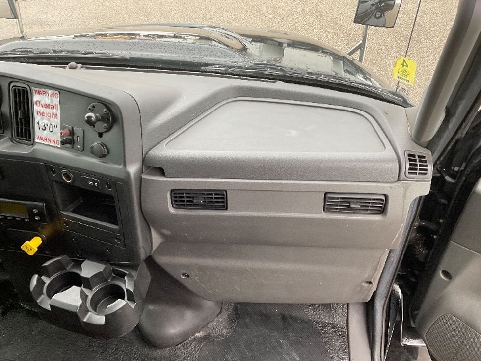 Refrigerated Truck-Light and Medium Duty Trucks-International-2021-MV607-Comstock Park-MI-274,823\n\t\tmiles-$ 49,750 - Image 21