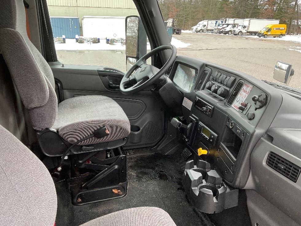 Refrigerated Truck-Light and Medium Duty Trucks-International-2021-MV607-Comstock Park-MI-274,823\n\t\tmiles-$ 49,750 - Image 22