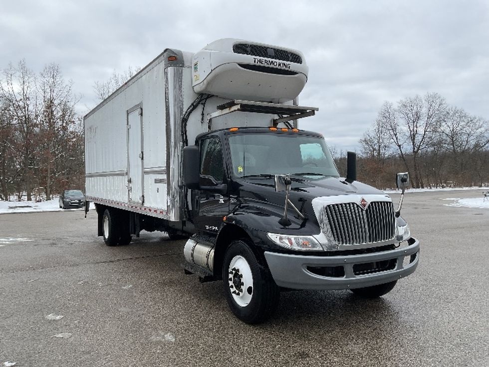 Refrigerated Truck-Light and Medium Duty Trucks-International-2021-MV607-Comstock Park-MI-274,823\n\t\tmiles-$ 49,750 - Image 3