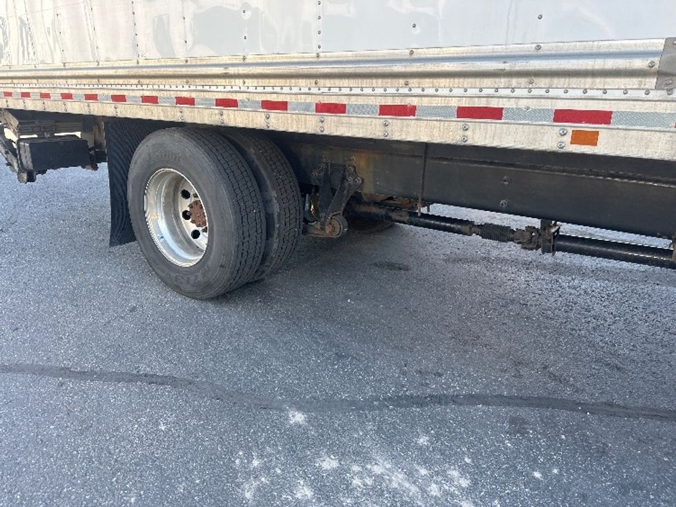 Refrigerated Truck-Light and Medium Duty Trucks-International-2021-MV607-Concord-ON-326,592\n\t\tkm-$ 64,250 - Image 14