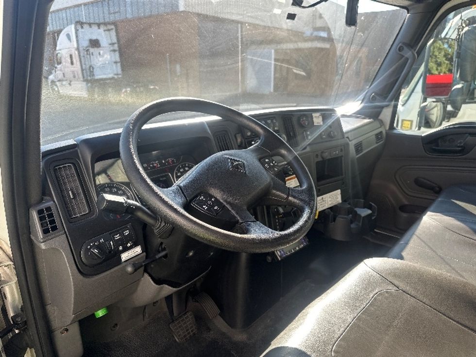 Refrigerated Truck-Light and Medium Duty Trucks-International-2021-MV607-Concord-ON-326,592\n\t\tkm-$ 64,250 - Image 17