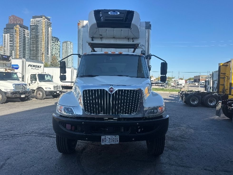 Refrigerated Truck-Light and Medium Duty Trucks-International-2021-MV607-Concord-ON-326,592\n\t\tkm-$ 64,250 - Image 2