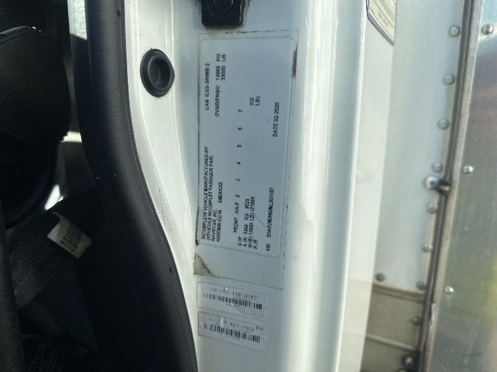 Refrigerated Truck-Light and Medium Duty Trucks-International-2021-MV607-Concord-ON-326,592\n\t\tkm-$ 64,250 - Image 25