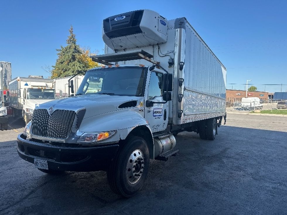 Refrigerated Truck-Light and Medium Duty Trucks-International-2021-MV607-Concord-ON-326,592\n\t\tkm-$ 64,250 - Image 3