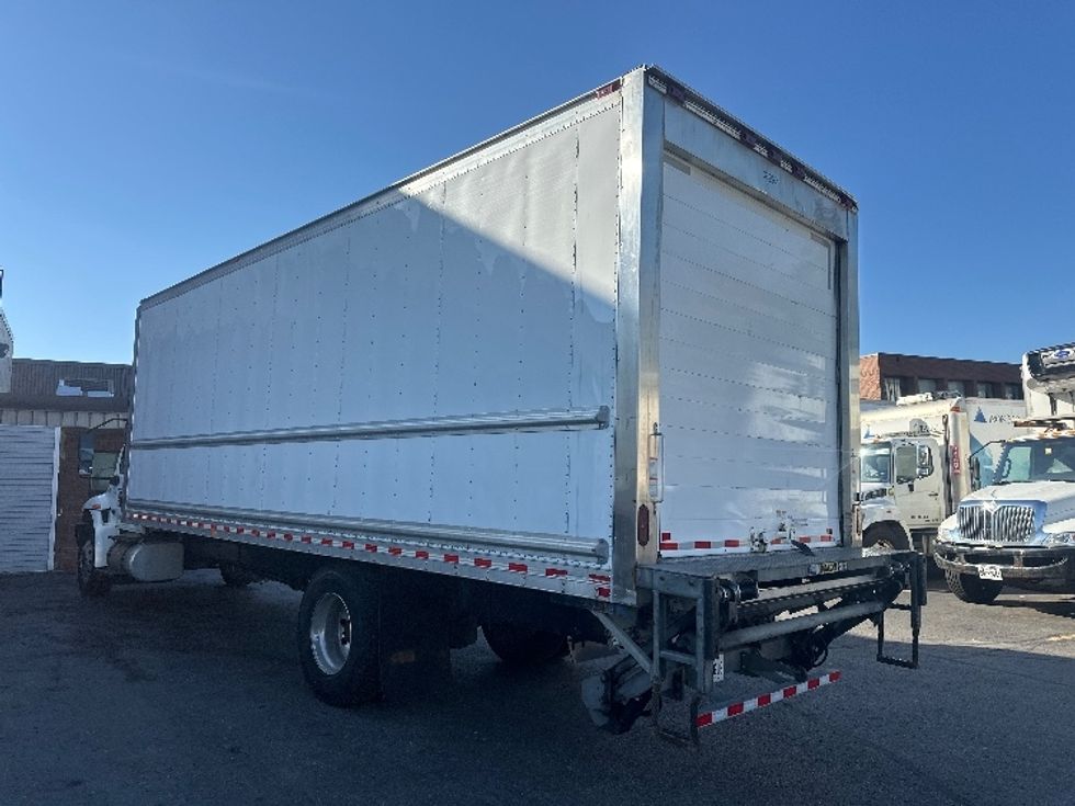 Refrigerated Truck-Light and Medium Duty Trucks-International-2021-MV607-Concord-ON-326,592\n\t\tkm-$ 64,250 - Image 6