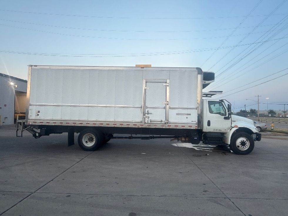 Refrigerated Truck-Light and Medium Duty Trucks-International-2021-MV607-Dallas-TX-128,287\n\t\tmiles-$ 72,250 - Image 15